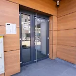Alora Apartman *