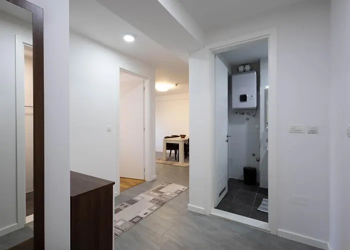 Alora Apartment